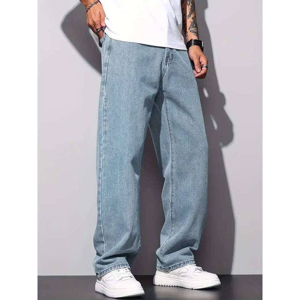 Straight Leg Jeans Light Blue Washed Men's Urban Pants with Soft Finish for Modern Casual Style Wear Z260227
