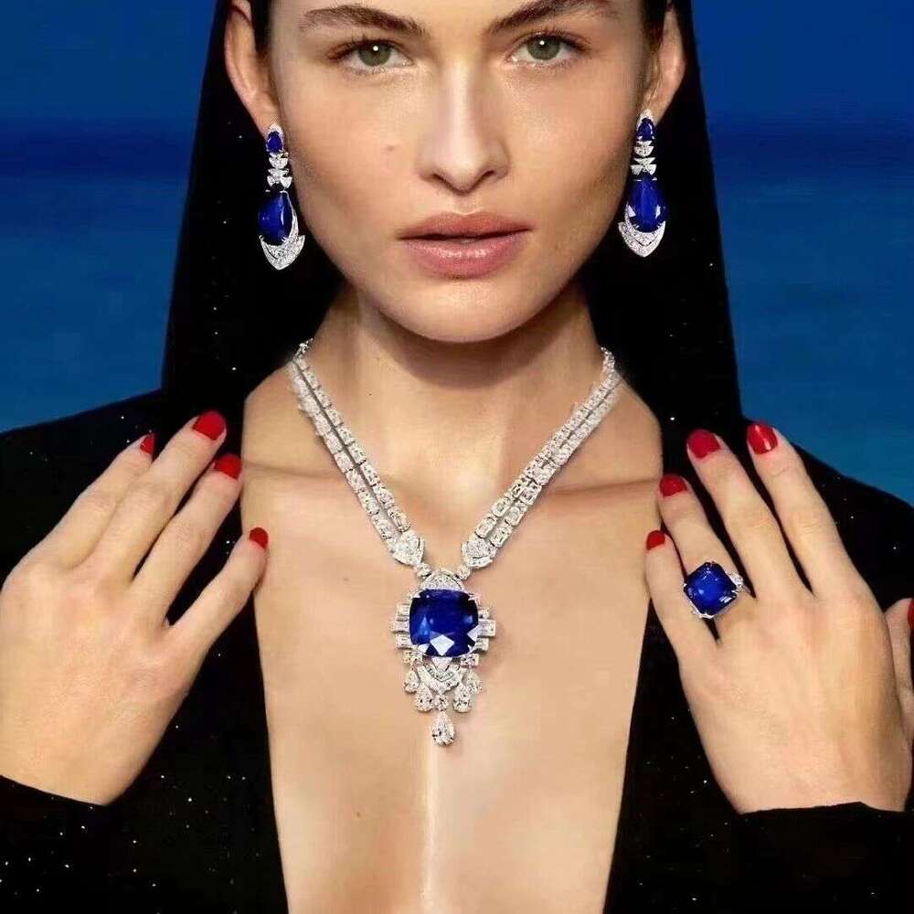 Célèbre marque lourde Banquet de mariage haut de gamme coloré gemme bleuet saphir collier chaîne de mariée ensemble pour les femmes