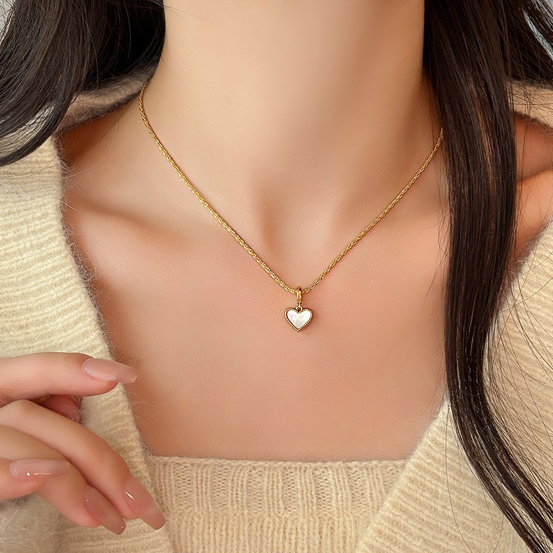 Natural Shell Heart Pendant Necklace For Women Double Sided Wear Clavicle Chain Elegant Sweater Necklace Fashion Jewelry Gift-image-1103938062