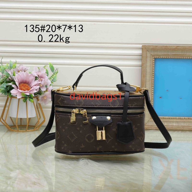 Classic bag Luxurious Clutch bags Buyers' PicksShoulder Bags cases Makeup bag Women Crossbody Handbags Designer Brand Portable Box Cosmetic Lip