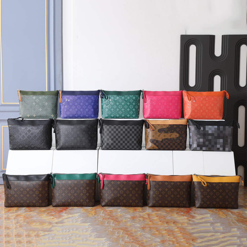 High Quality Pochette To Go Monogram Canvas Clutch Bag Brown Tan Designer Wristlet Pouch for Men Women