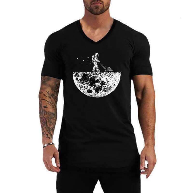 Astronaute Tondeuse Lune Galaxy Spaceman T-shirts col en V pour hommes Mode d'été Coton Slim Fit T-shirt Casual T-shirt à manches courtes C260228