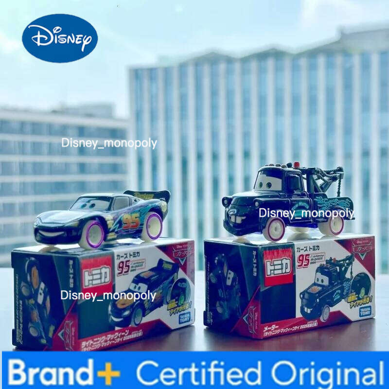 Disney Tomica Racing Total Mobilization Alloy Car 2025 Commemorative Edition 95 lightning McQueen 2024 Collectible Model Toy Vehicle H260228-image-1095918911
