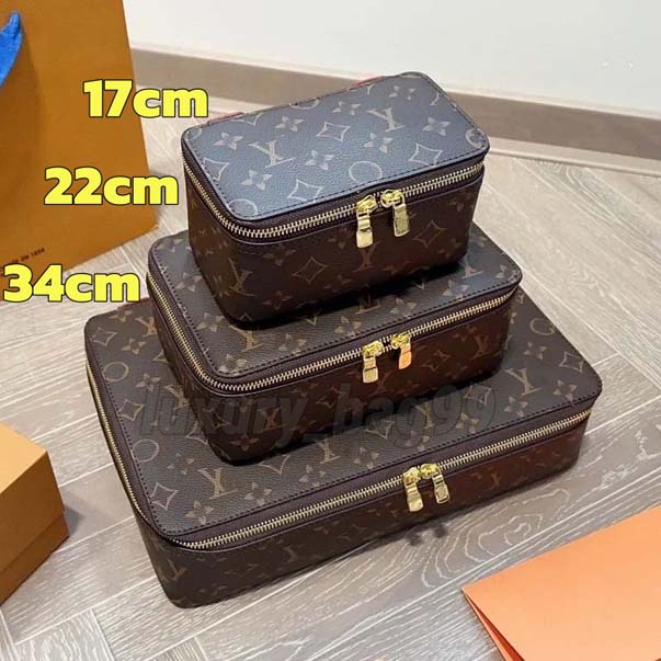 Makeup Bag Women Designer Bag Luxury Vanity Bag Vintage Black Checkerboard Mini Storage Bag Multi Size Earrings Brush Lipstick Storage Fashionable H
