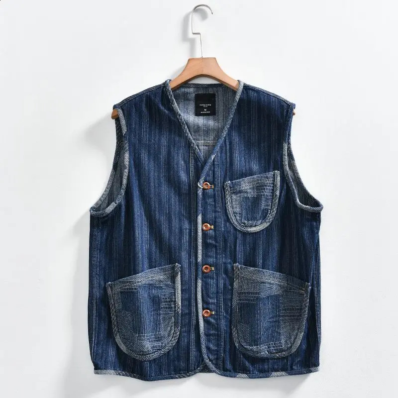 Spring Autumn Jacquard Cowboy Vest V-neck Single breasted Men Vests Jacket Japanese Casual Fashion Loose Sleeveless Denim Coat 260602BJ