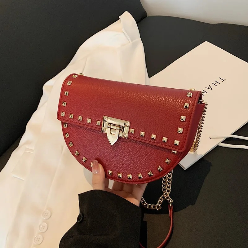 Fashion Womens Bag PU Leather Rivet n Handbags Summer Chain Crossbody Bag High Quality Flip Messenger Bags 260601