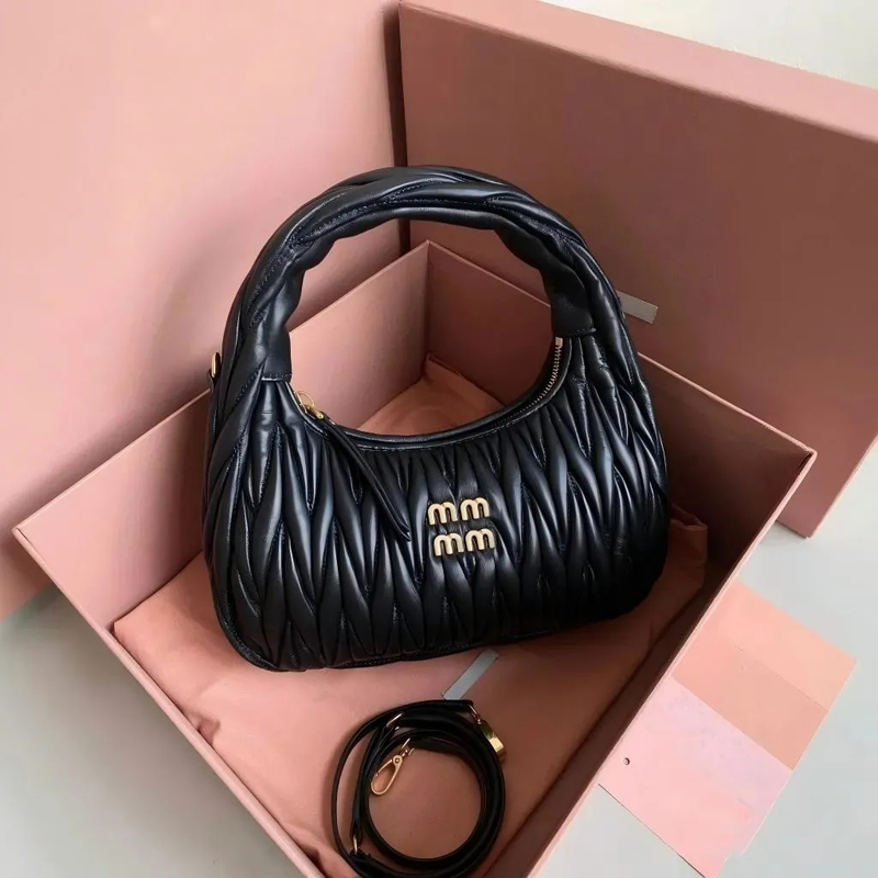 Top designer bag single shoulder leather classic women's handbag M1U black leather dumpling bag new fashion crossbody bag casual