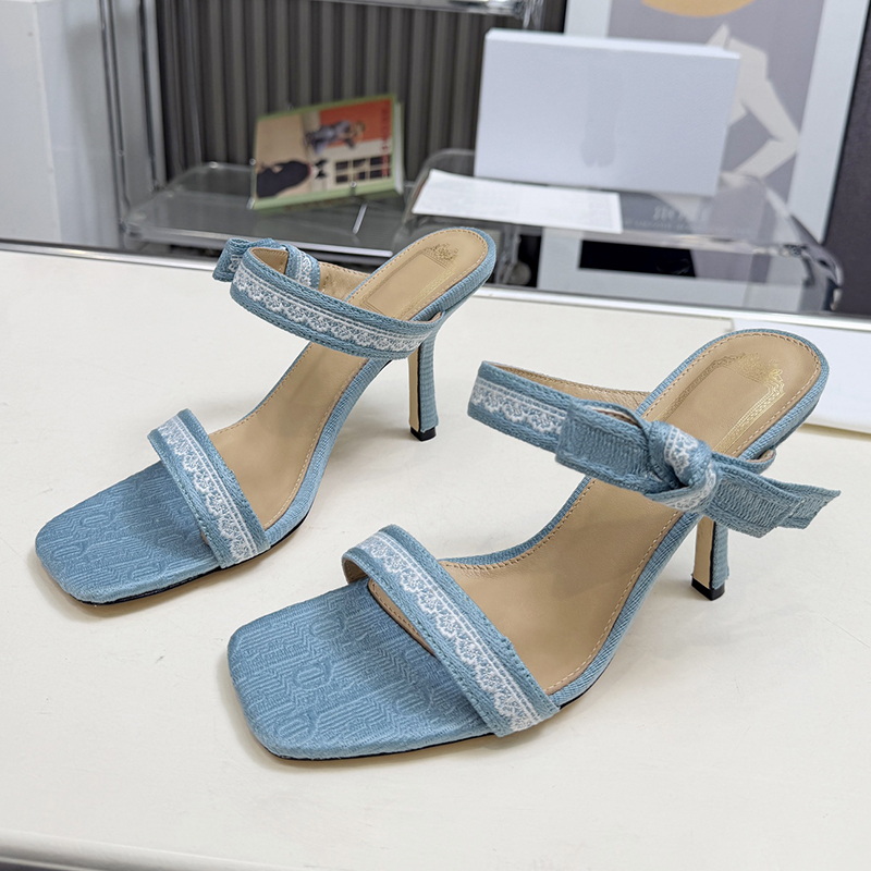 New woven ribbon bow lace decoration classic slippers luxurious designer square toe fashion sexy dress shoes for outdoor wear beach sandals With box