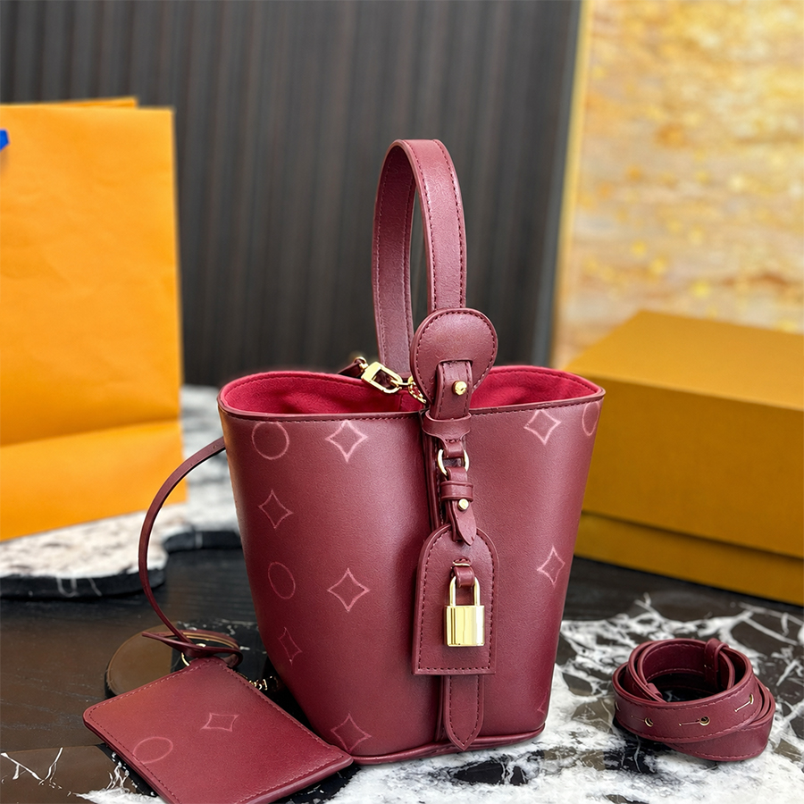 Designer Tote Bags Womens Handbag Leather Crossbody Bag Mens Bag Large Capacity Small Shopping Bag Luxury Single-shoulder Bag Floral Pattern Bags