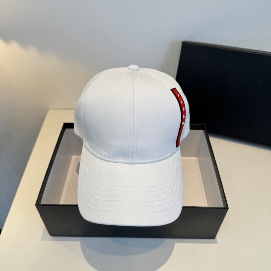 Casquettes de créateur Chapeaux de luxe Hommes Toile Casquettes de baseball Chapeau de seau Chapeau décontracté Femmes Chapeau réglable Casquette