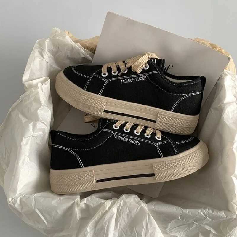 Women Niche for Thicksoled Autumn New Canvas Shoes Design Versatile Student Casual Sports Trendy Comfortable Sneakers D305 X260603