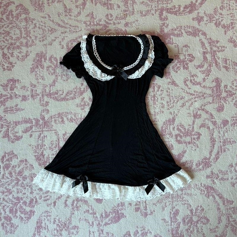 Y2k French retro polka dot sweet short-sleeved dress for women in summer black and white patchwork bow tie slimming dress 260602BJ