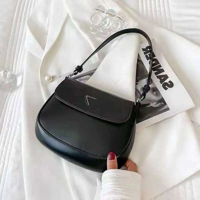 New 2026 Shoulder Bags Cleo Underarm Bag Shoulder Bags Handbags High Quality Designer Crossbody Wholesale Correct Style