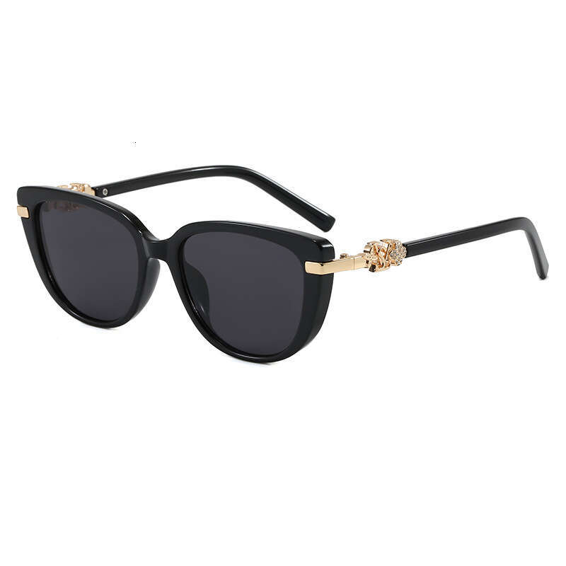 High-End Designer Sunglasses 2026 New Luxury Diamond-Studded Fashion For Women Uv400 Cat Eye Metal Designer Sunglasses Trendy Whole