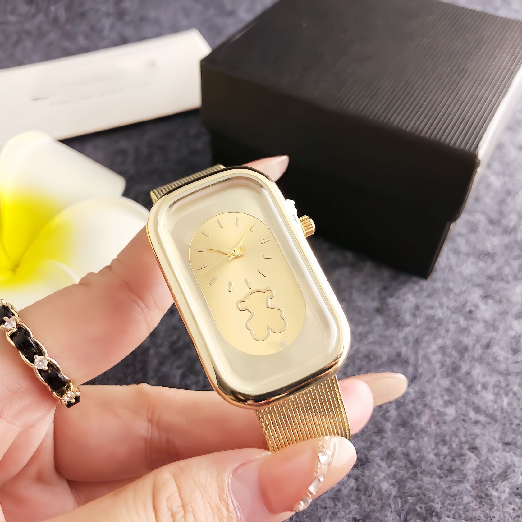 Fashion Women Men Silver Gold Stainless Steel Bear White Shell Heart Square Electronic Watch Pulsera Wire Wable Bracelet Span Jewelry Gift-image-1108875136