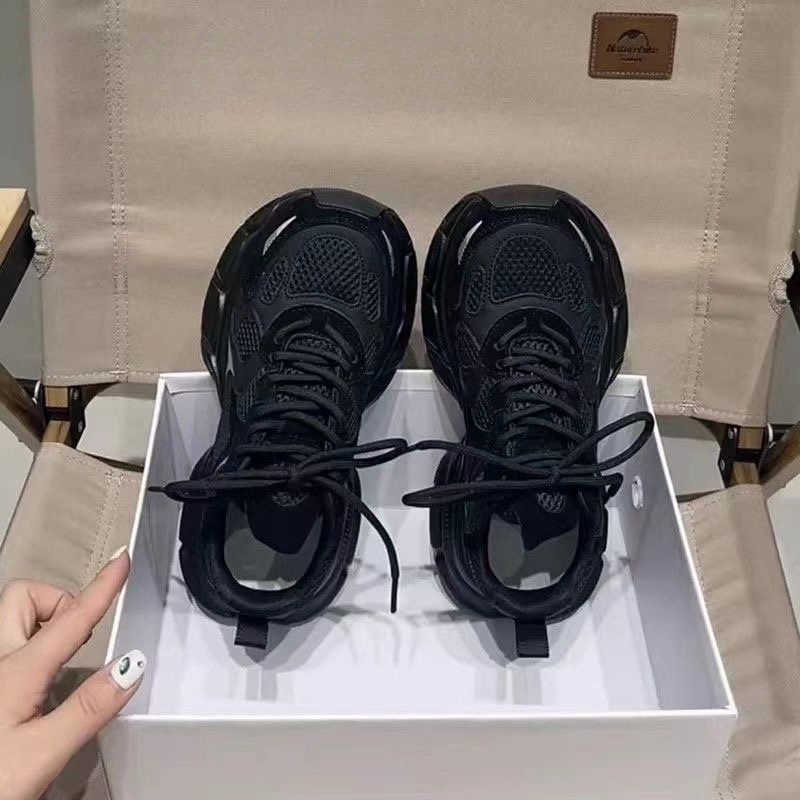Men Shoes Soft Soled Lightweight Sports Breathable Women Trendy Black Oxford Style Suitable For Autumn Breathable Mesh Running Footwear