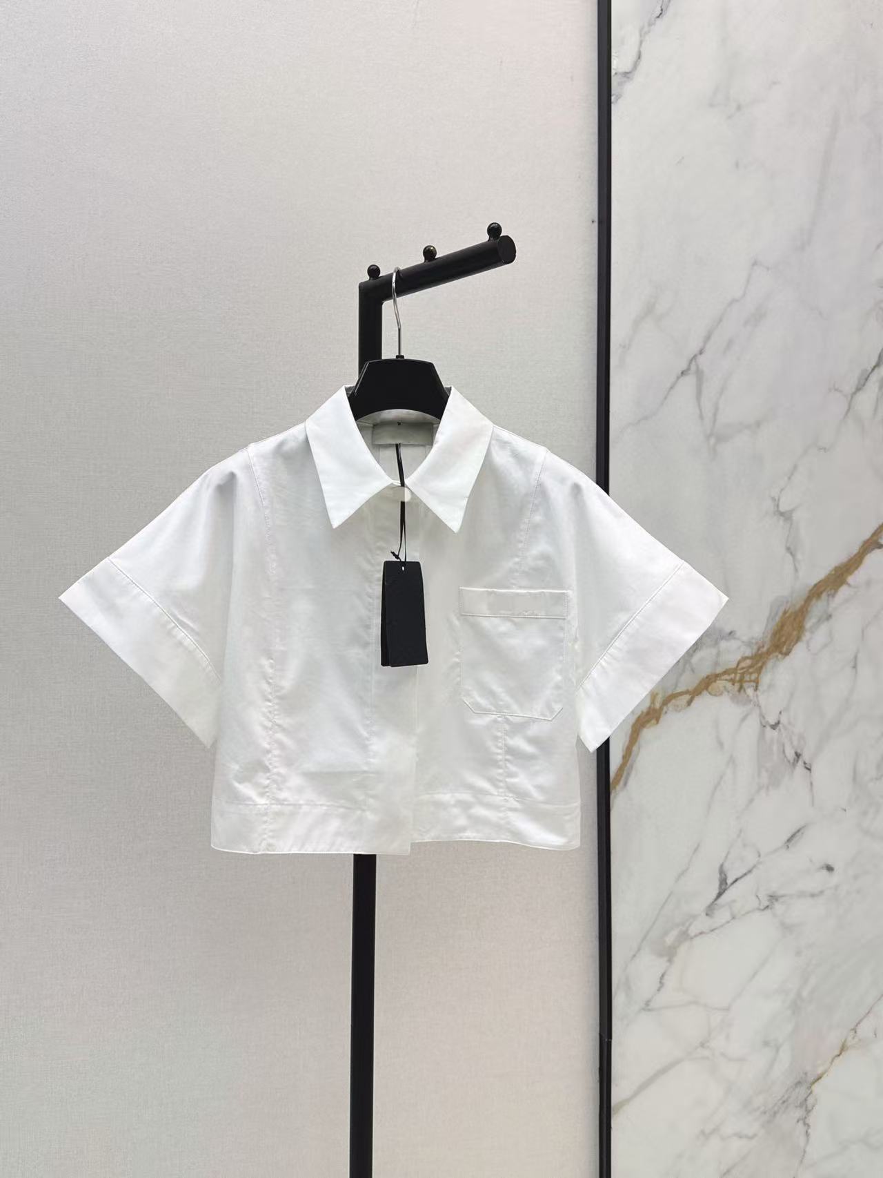 2026 White Lapel Neck Short Sleeves Women's SHirts Designer Logo Embroidery Buttons Blouses For Womens 60402