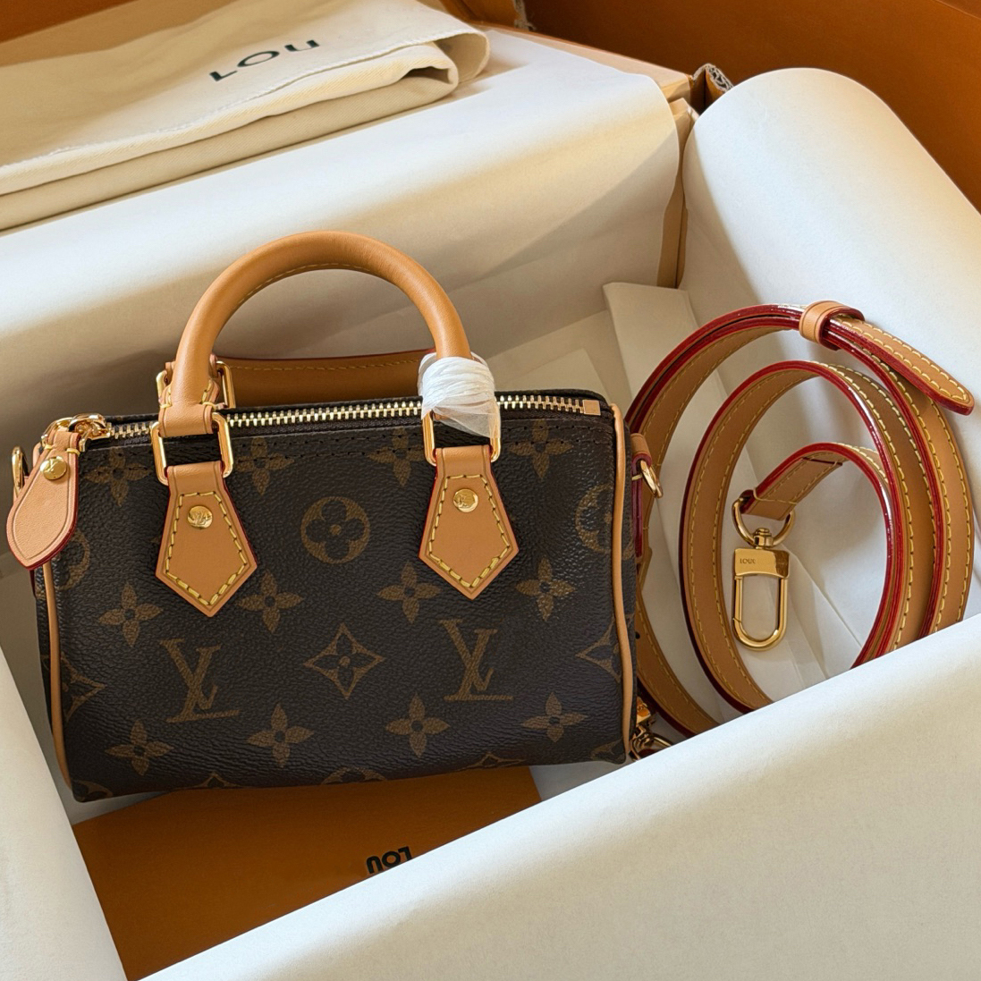 Top Sacs de créateurs Sac d'oreiller Sacs de luxe speedybags Sacs à main en cuir Sacs fourre-tout classiques Portefeuilles pour femmes Sacs à pro