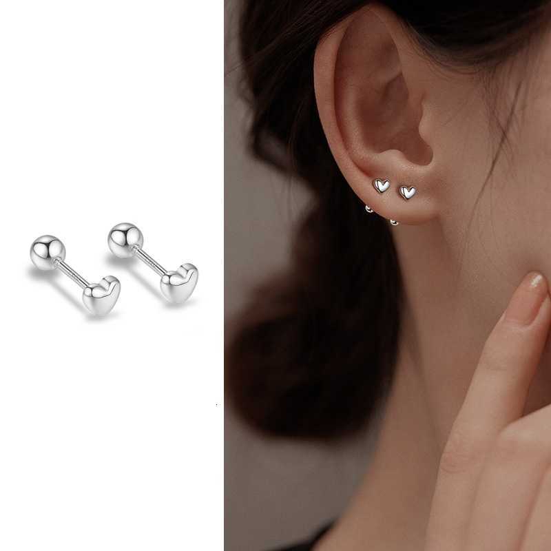 Fashion Silver Color Avenneth New Heart Screw Stud Earrings for Women Trendy Ear Piercing Jewelry Gift Korean Earrings M260604