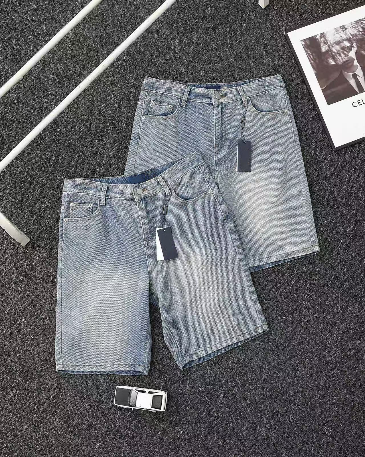 P New stylish casual versatile light-wash denim shorts with starry texture-image-1109031827