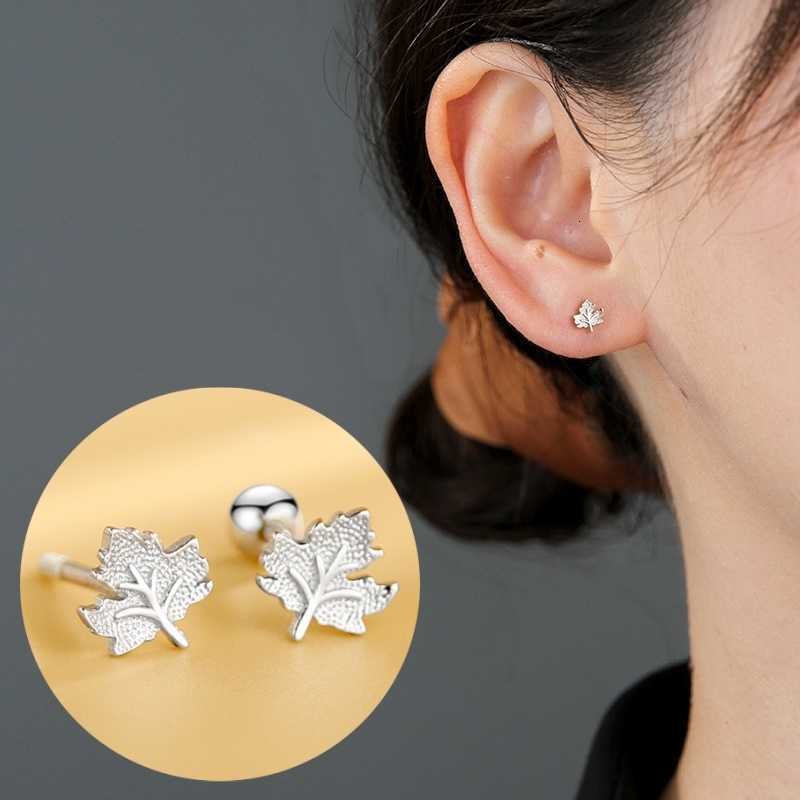 New Cute Vintage Maple Exquisite Stud Earrings Flower Silver Color Charm Female Jewelry For Women Fashion Earring Gift M260604
