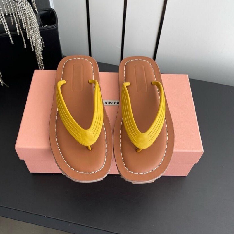 2026 Summer New Legged Designer Flip flops Outdoor Casual Fashion Height Increasing Letter Sandals for Women