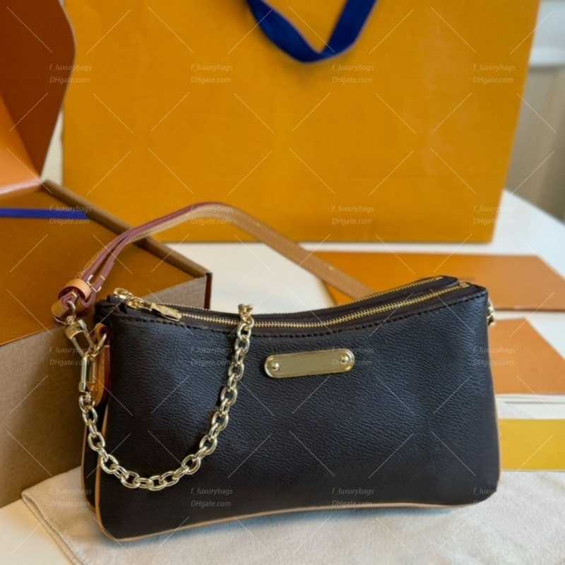 2026 WALLET ON CHAIN IVY Shoulder Bags Top Designer Liv pochette Shoulder Bag Women Leather Denim Chain Crossbody bags Luxury Clutch Tote Purse Brow
