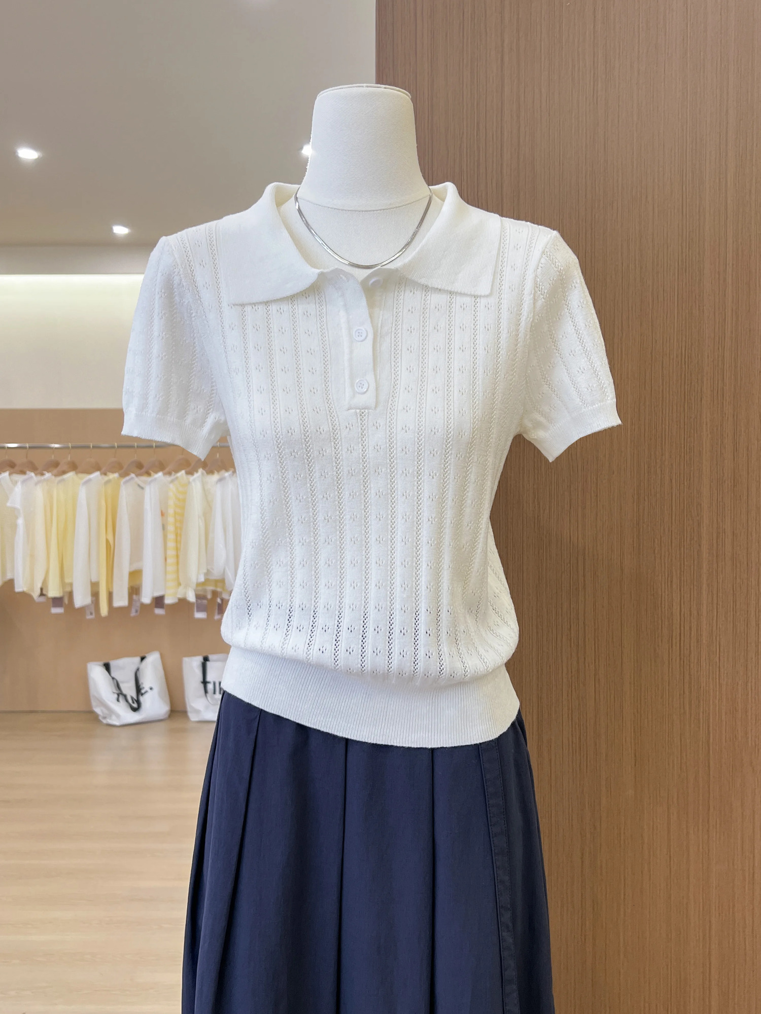 Korean Style Womens Polo Collar Cutout Short Sleeve Tshirt Summer Casual Loose Minimalist Versatile Trendy Pullover Top 260528BANJIA