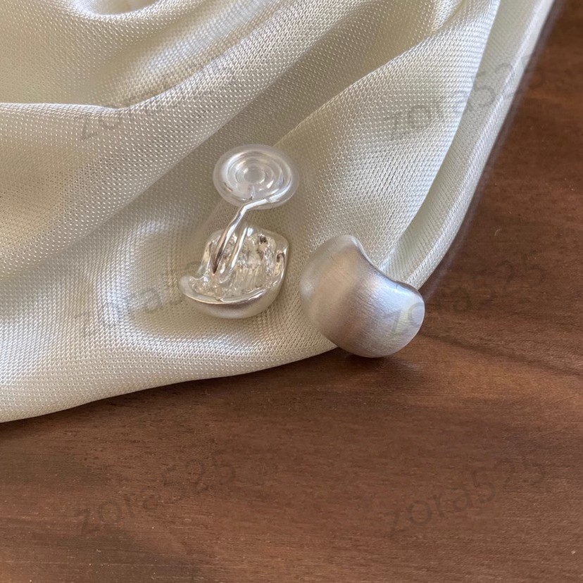 earrings for wamen earrings hoop earrings gold earrings simple style casual wear trendy design valentines day gift for him wear easy to wear grad-image-1109111083