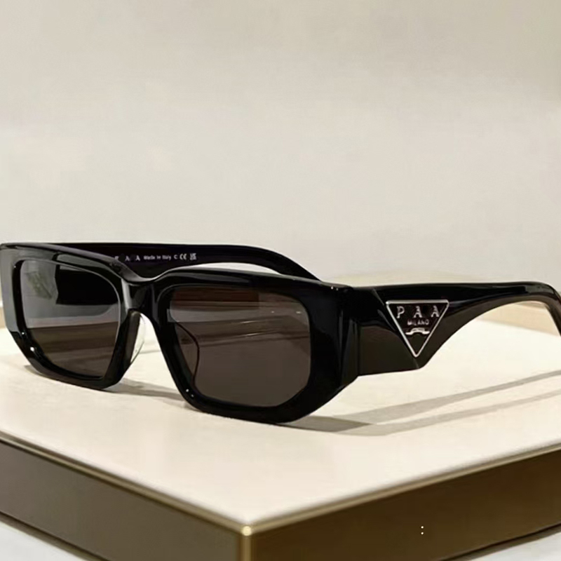 Luxury designer sunglasses for women Square sunglasses unisex retro fashion trendy streetwear eyewear designer Inspired shades outdoor travel gift w