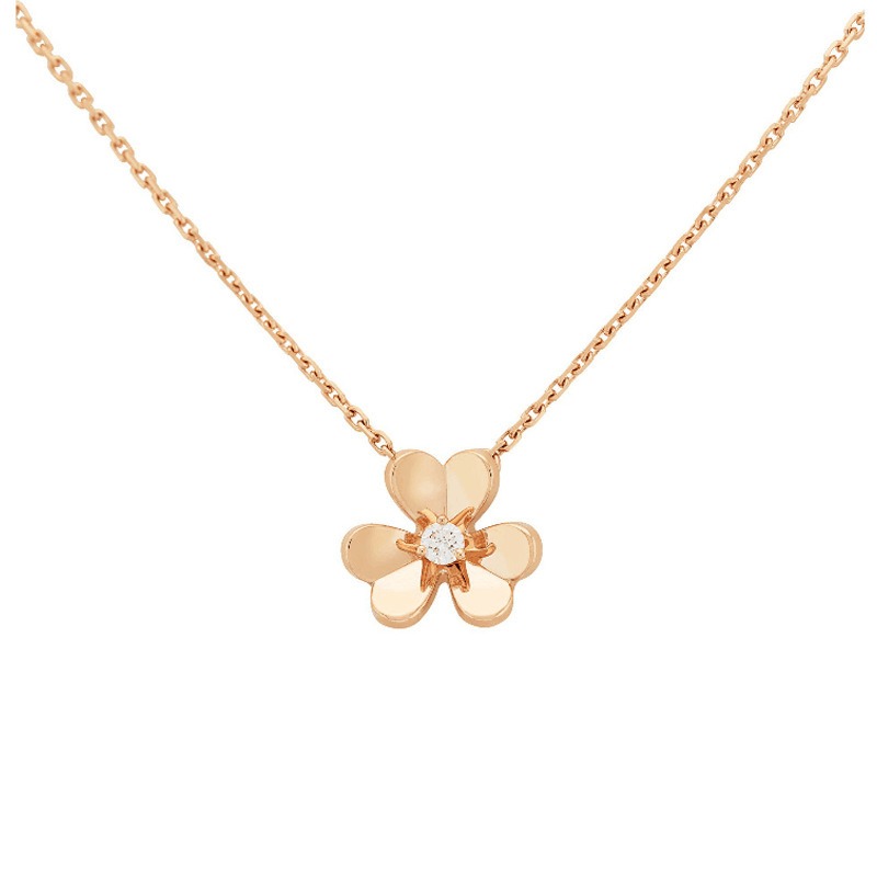 necklace jewelry luxury jewelry necklaces Classic Designer Style Clover Necklace Heart Shape Petal Zircon Pendant Gold Rose Gold Silver Ladies Neck
