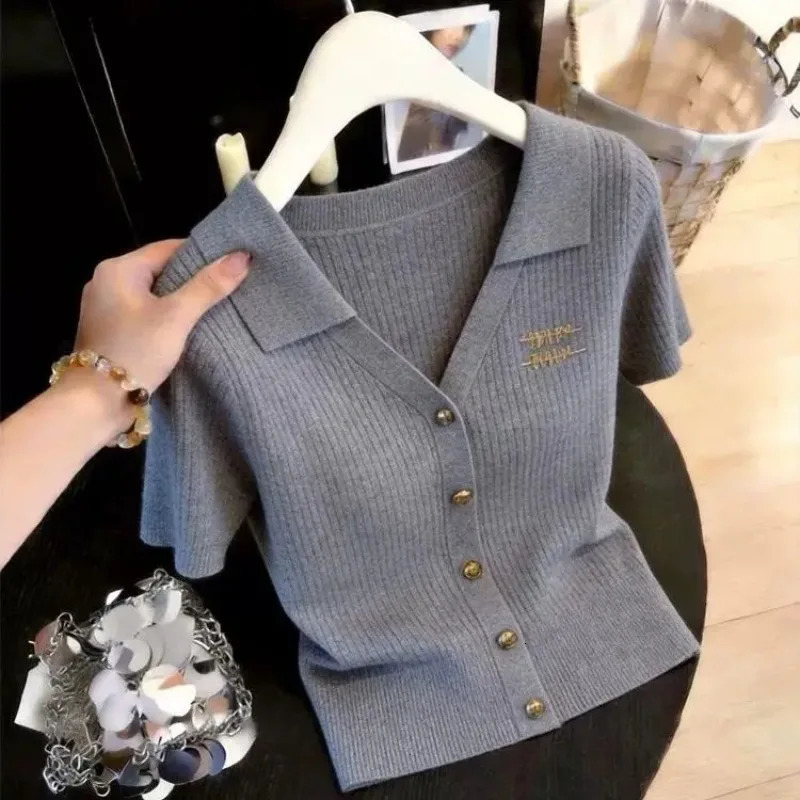 80200 lbs Fits Ice Silk Striped Polo Shirt Womens Summer Slim Fit TShirt Gold Embroidered Single Button Top Stylish Knitwear 260528BANJIA