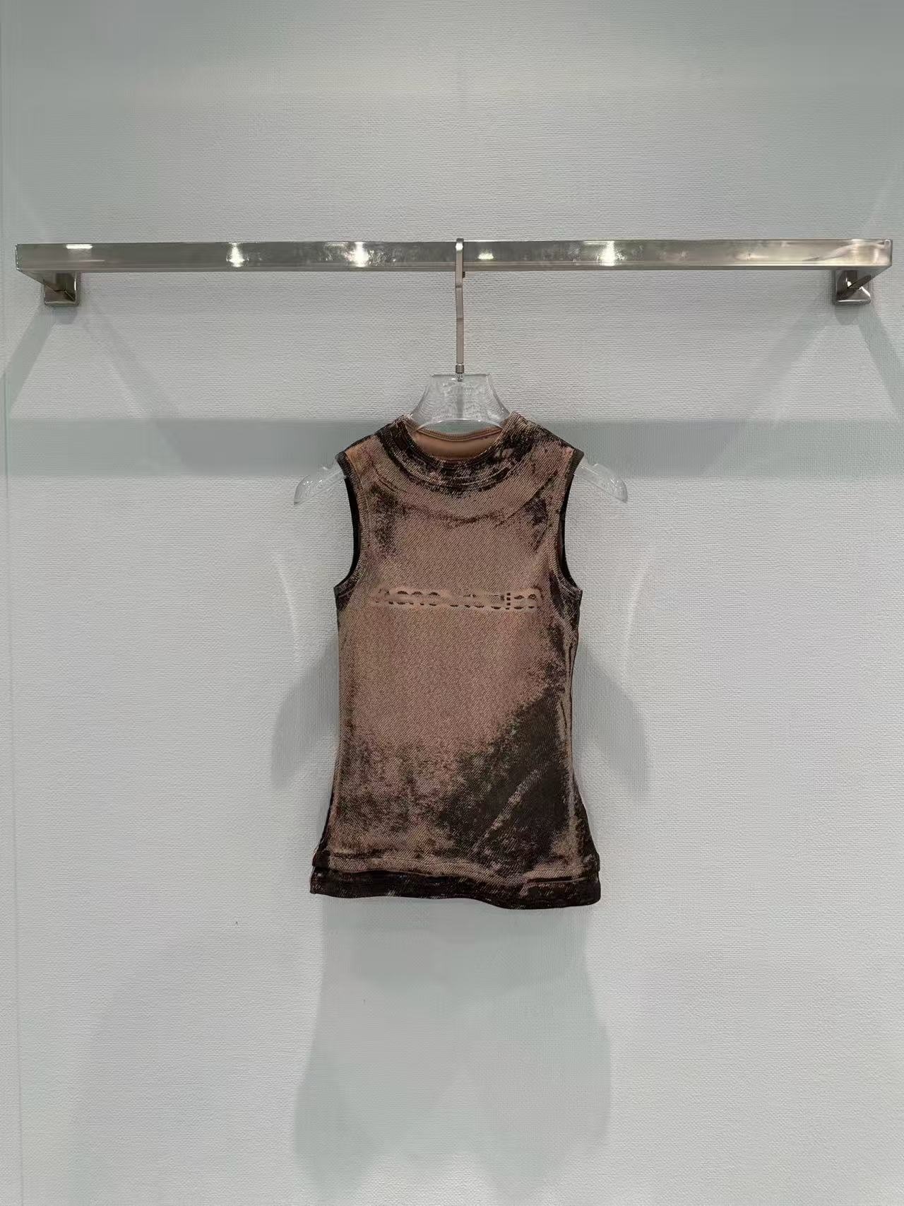 A New Summer Arrival Sleeveless Tank Top with Distressed Ripped Design in Wasteland Style