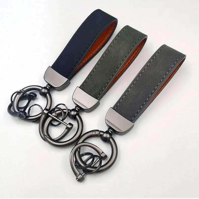 porte-clés de luxe en cuir véritable couleur Pure boucle porte-clés accessoires cadeau voiture porte-clés K7110 26W0605AAA +