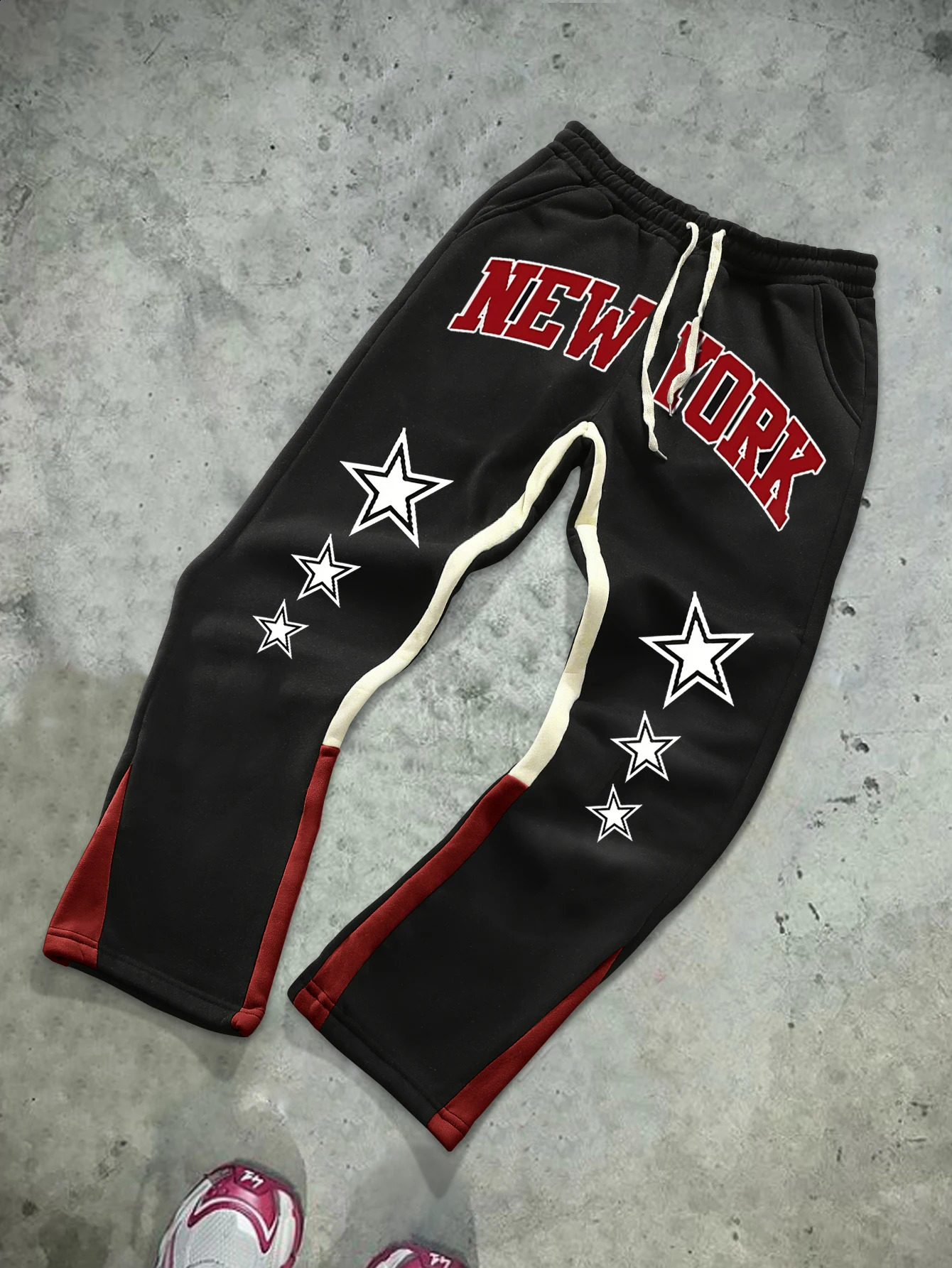 Essential for Mens Street savvy Fashion Black Joggers with YORK Letters Star shaped Personalized Prints 260527
