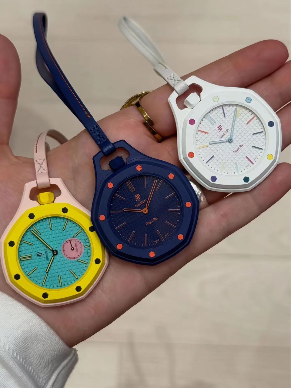 Fashionable And Trendy Colorful Hanging Watches Multifunctional And Exquisite Designer Hanging Watches For Various Outfits Creating A Fashionable At
