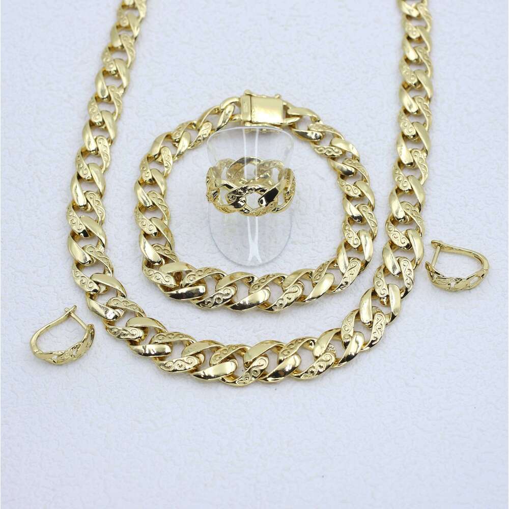 18k gold-plated unisex copper Cuban chain necklace, matte, water-resistant, with thick geometric pattern