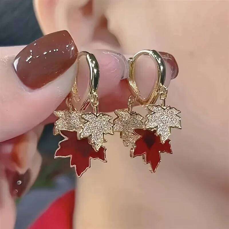 Fashion Rhinestone Red Maple Leaf For Women Autumn and Winter Crystal Zircon Tassel Earrings Wedding Party Jewelry Gift