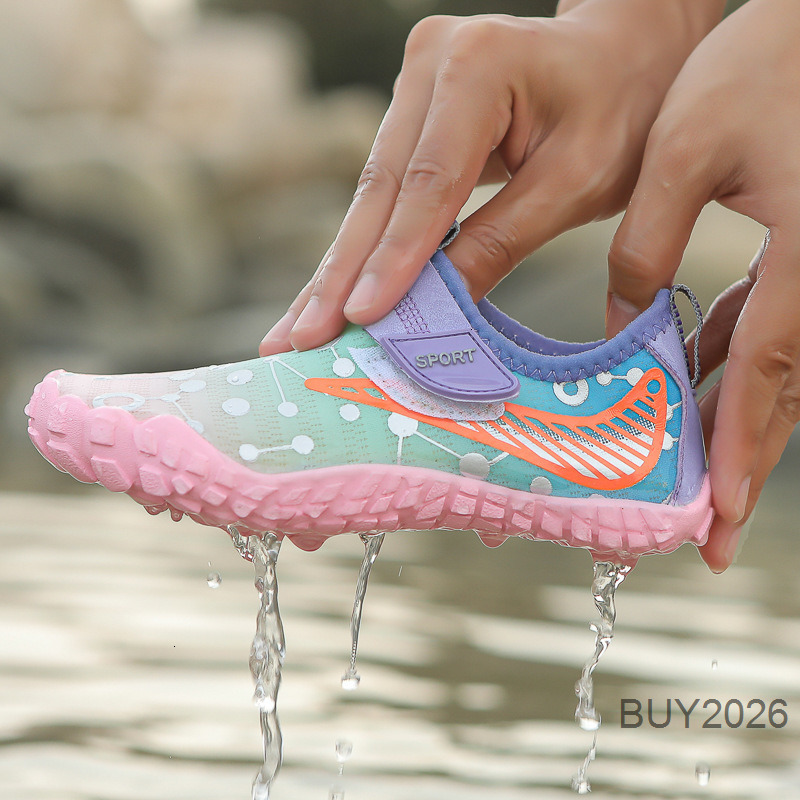 Designer 2026 new Beach shoes water wading shoes diving and snorkeling shoes non-slip and cut-resistant shoes for women soft-soled shoes for men non