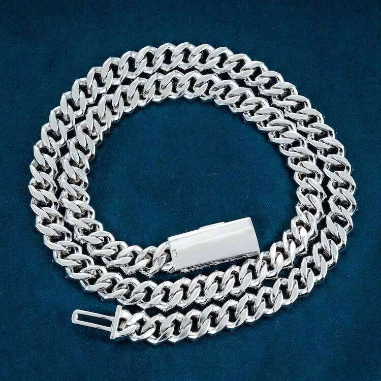 10mm round brilliant cut D color VVS moissanite micro-paved Cuban chain bracelet, other materials, suitable for gift occasions