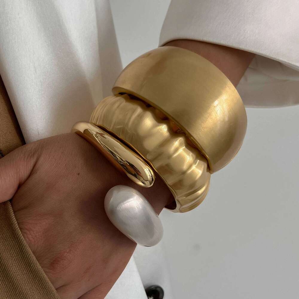 Ingemark Exaggerated Punk Matte Heavy Metal Chunky Open Bangles for Women Vintage Geometric Spring Bracelets Men Couple Jewelry