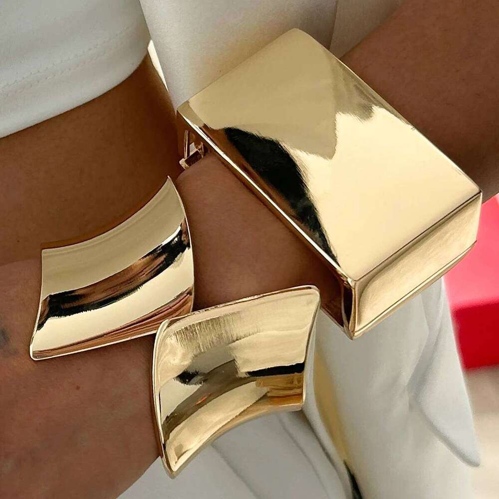 Ingemark Exaggerated Gold Color Metal Spring Bangles for Women Punk Vintage Irregular Geometric Arm Bracelets Men Jewelry Gift
