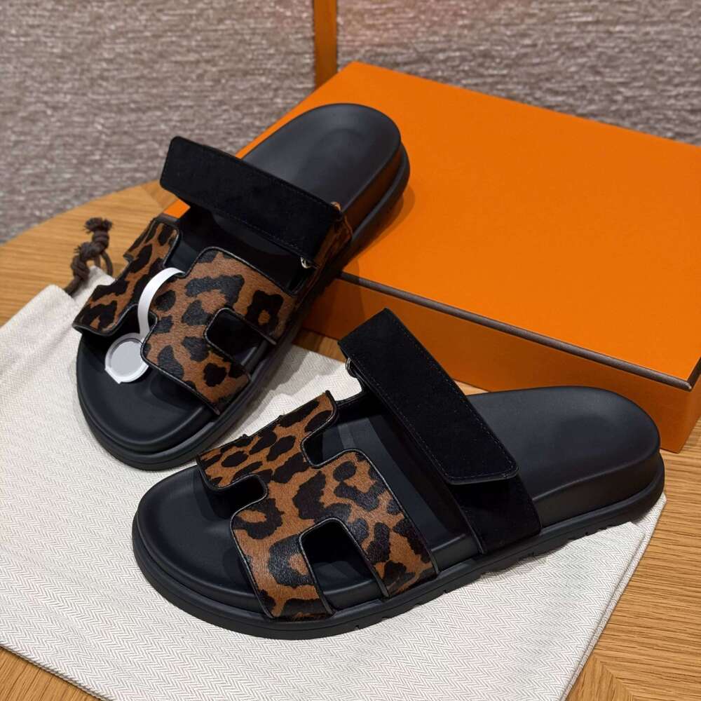 Top Version 2026 New Style Women's Genuine Leather Leopard Print Magic Tape Slip-On Flat Comfortable Sandals
