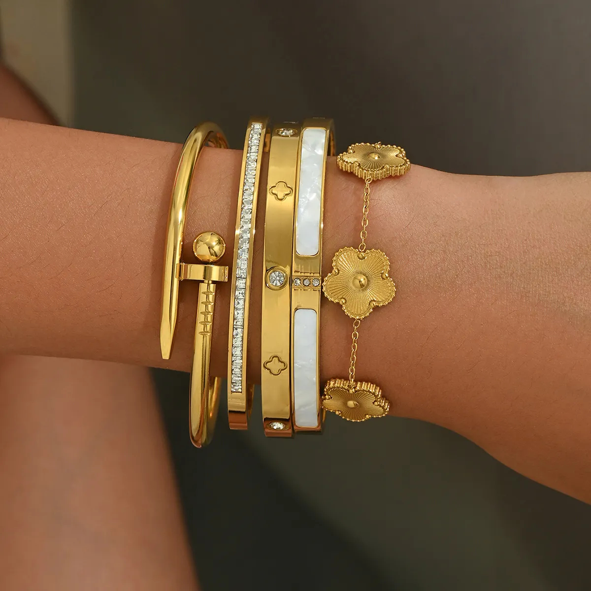 Stylish Unisex Accessory: Elegant Handcrafted Luxury Bracelet Combining Tradition & Modern Design-image-1109517988