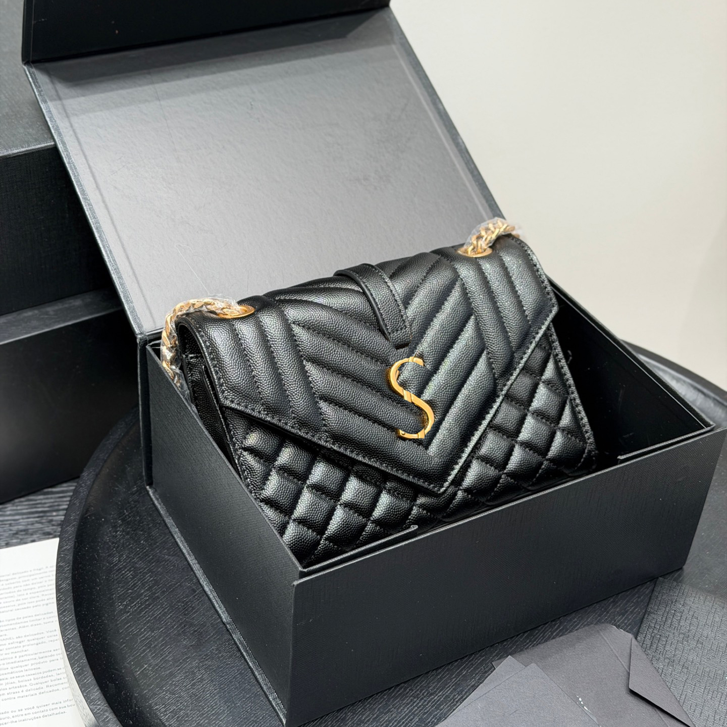 Luxury Leather Envelope Bag Designer Elegant Chain Bags Diagonal Pattern Crossbody Bag Daily Outfit Commuter Bag Women Date Bags