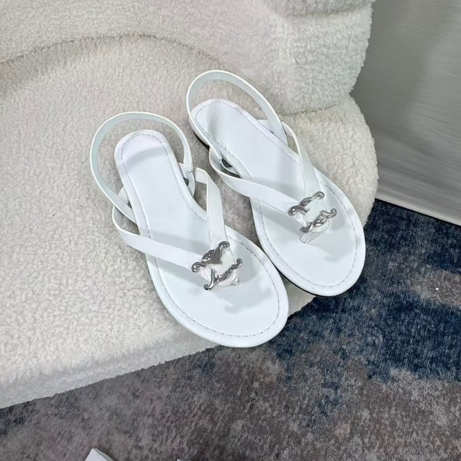 2026fashion Designer shoes new metal buckle decoration thin strip flip flops flat toe sandals women s beach shoes