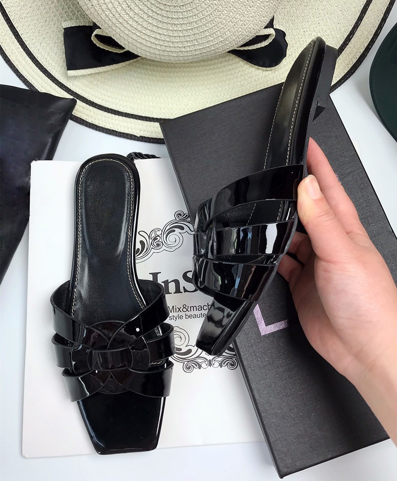 Design Slippers Cross-border New women flat slippers worn outside fashionable woven square toe rubber sole anti slip