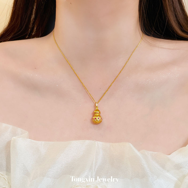 2026 Model New Chinese Style Gold-Plated Red Diamond Gourd Pendant Necklace, Light Luxury Style, Elegant and Auspicious, Women's Necklace