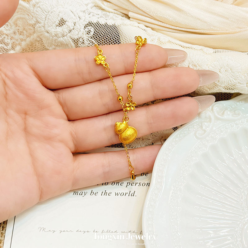 Vintage Chinese Style Gold-Plated Brushed Gourd Flower Necklace, Luxurious High-End Double-Layer Clavicle Chain Necklace with Tassels
