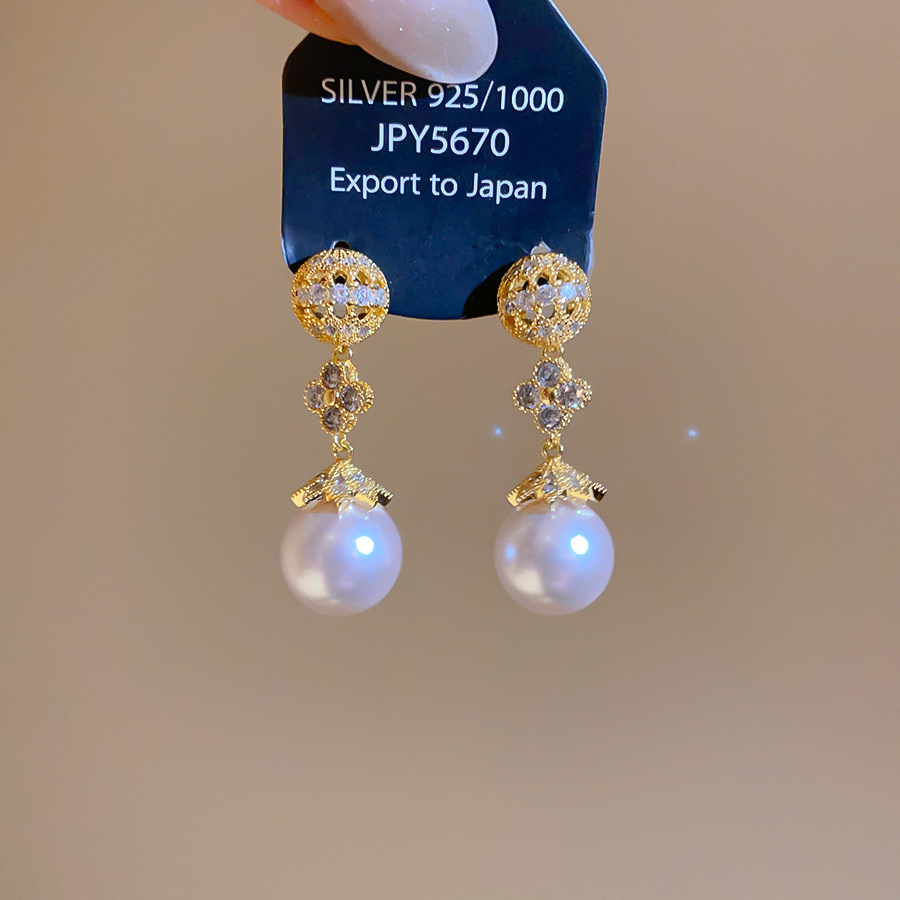 18k real gold plated silver needle lucky flower pearl pendant French vintage style earrings, simple and fashionable ear accessories-image-1109628674